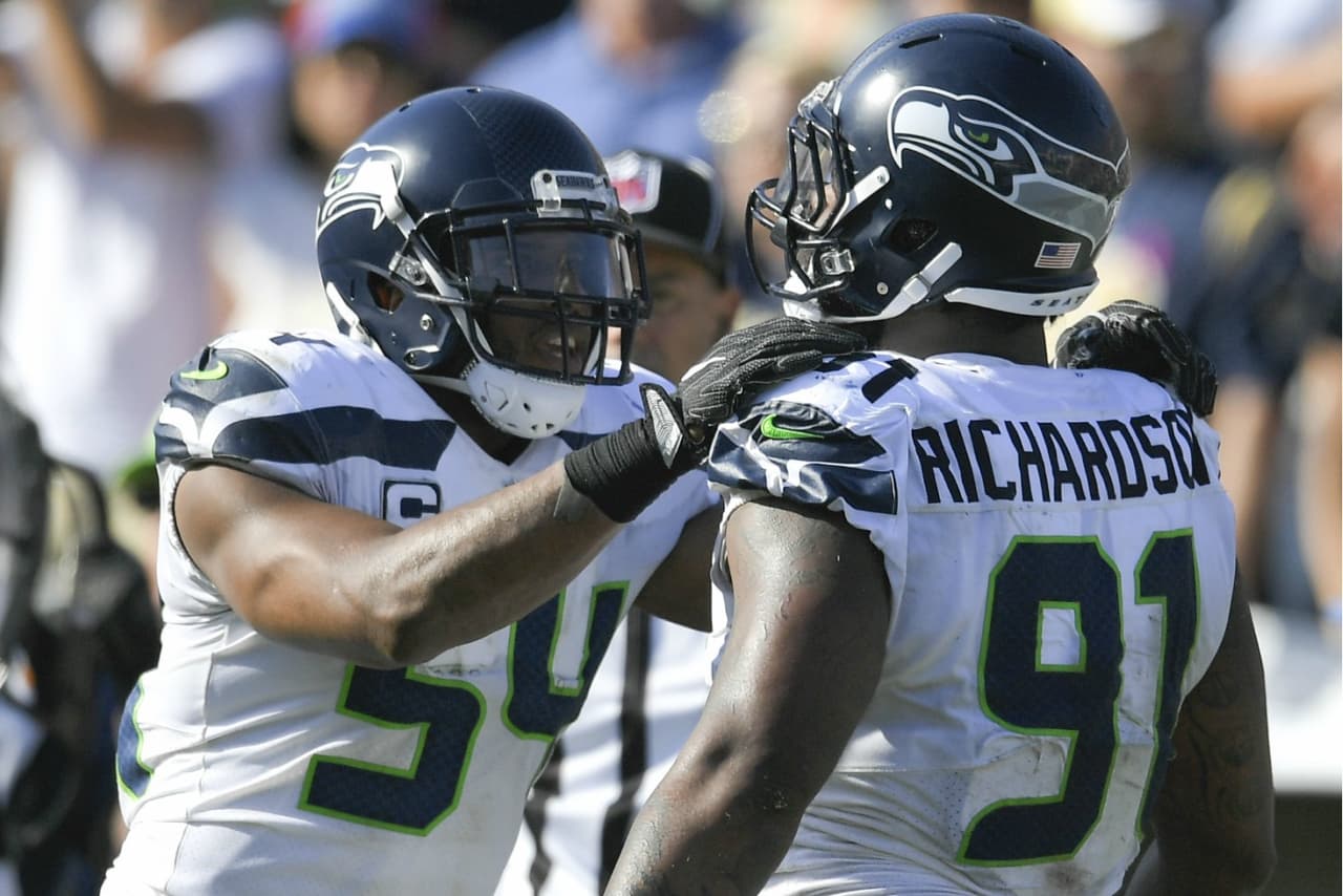 Sheldon Richardson tuvo una intercepción y recuperó un balón suelto.