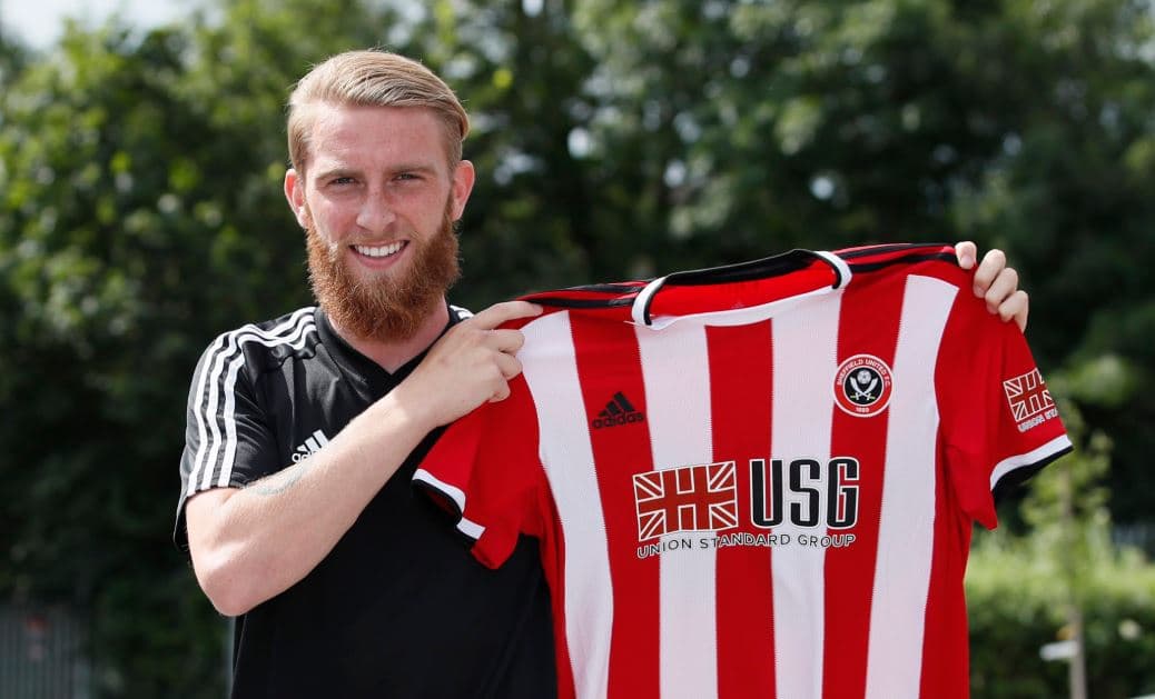 Sheffield contrata a un delantero… ¿descartado Roger Martínez?