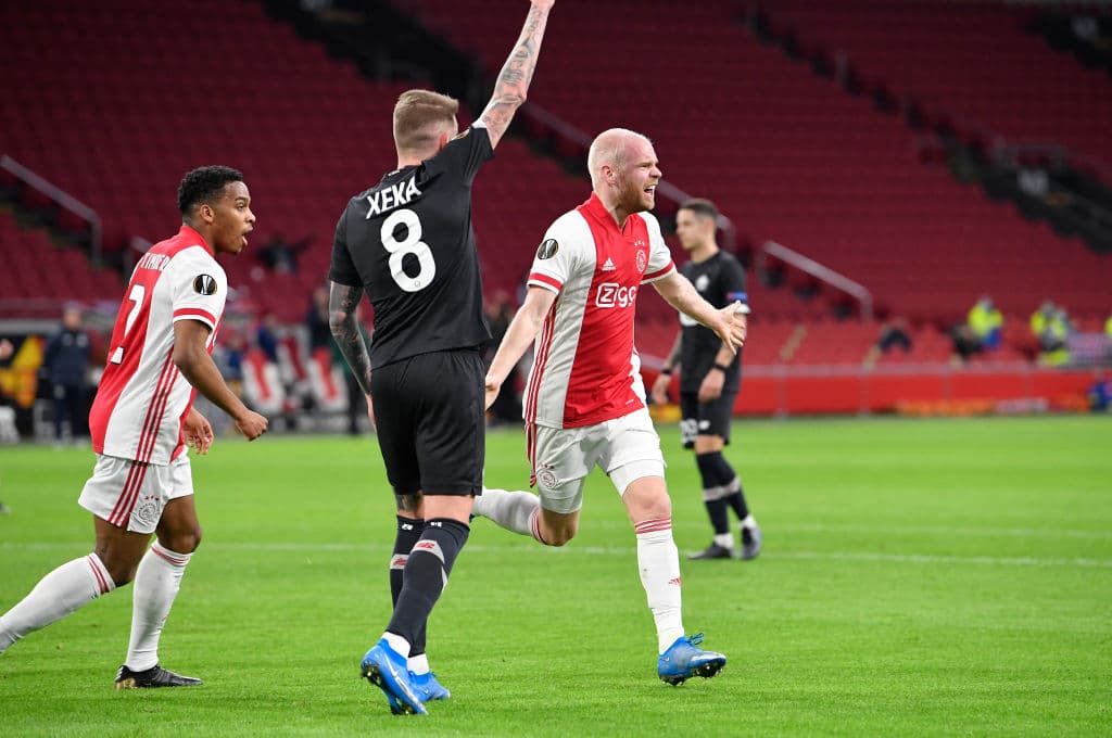 Ajax pasó sobre el Lille 4-2 en el global.