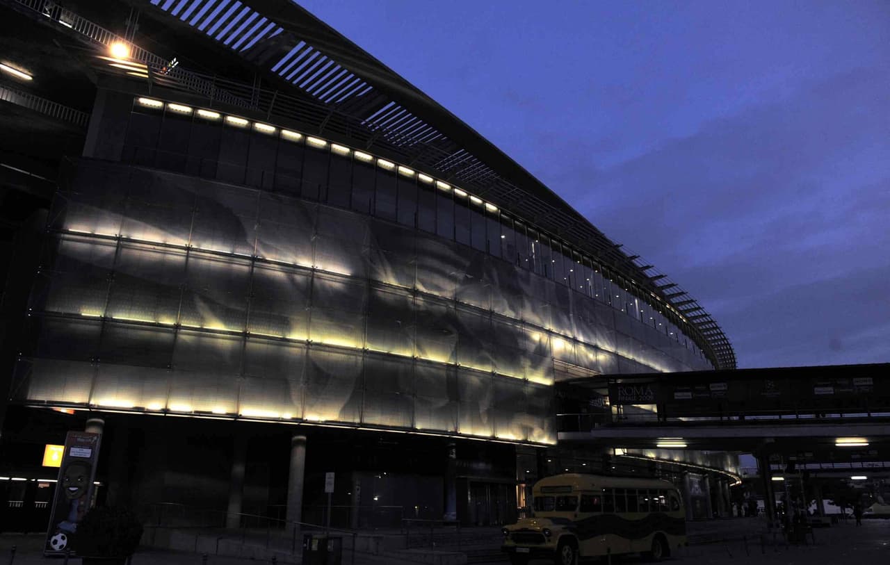 Fui auxiliar en junio de 2001 y dirigí por primera vez el 17 de febrero de 2002, lo hice en el Nou Camp. Claro, empecé con el equipo de mis amores.