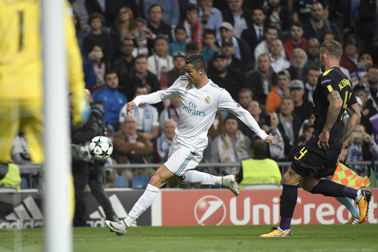 Real Madrid tuvo la iniciativa en el comienzo del partido y buscó el arco de un equipo que estuvo muy organizado en defensa.