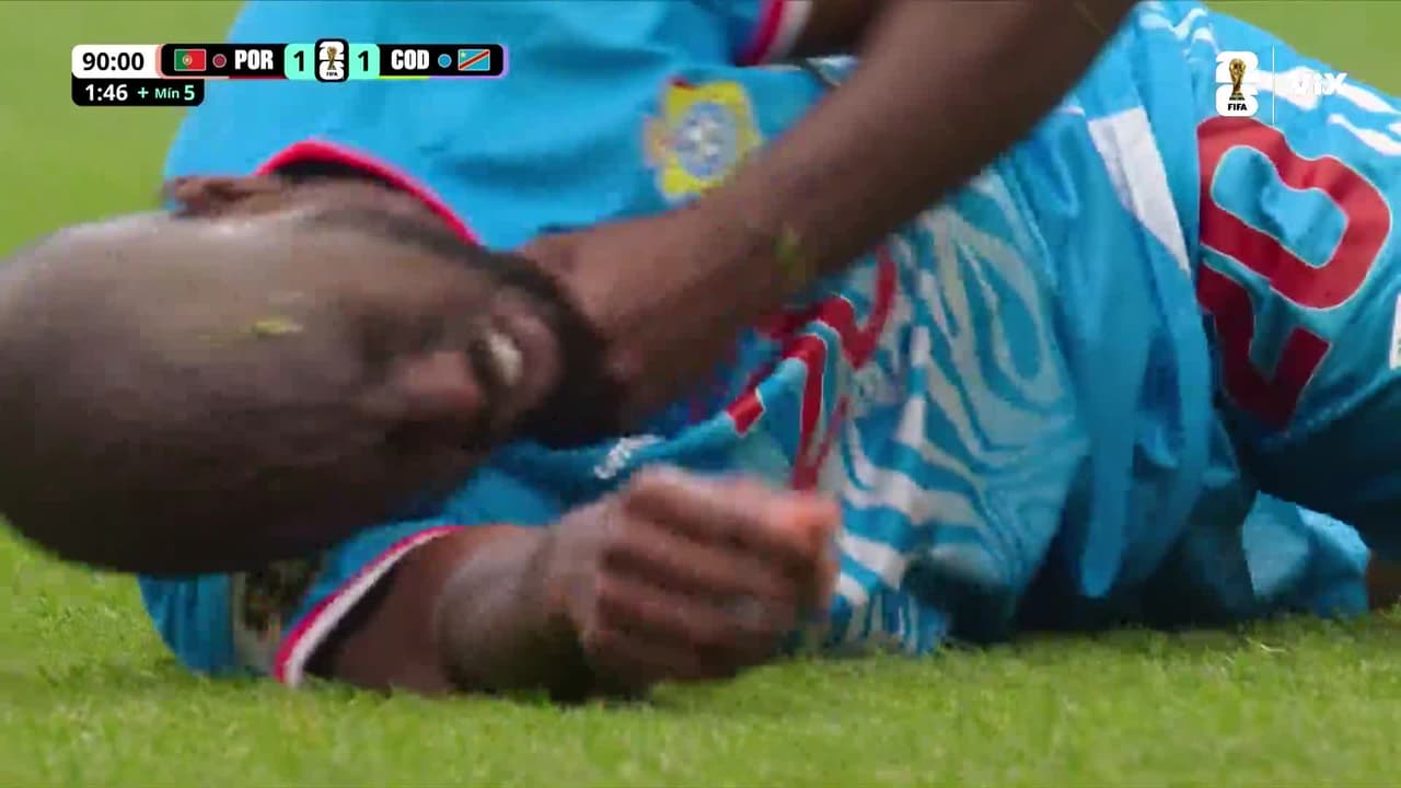¡De cárcel! Explota la banca de Congo ante falta de Tomás Araújo