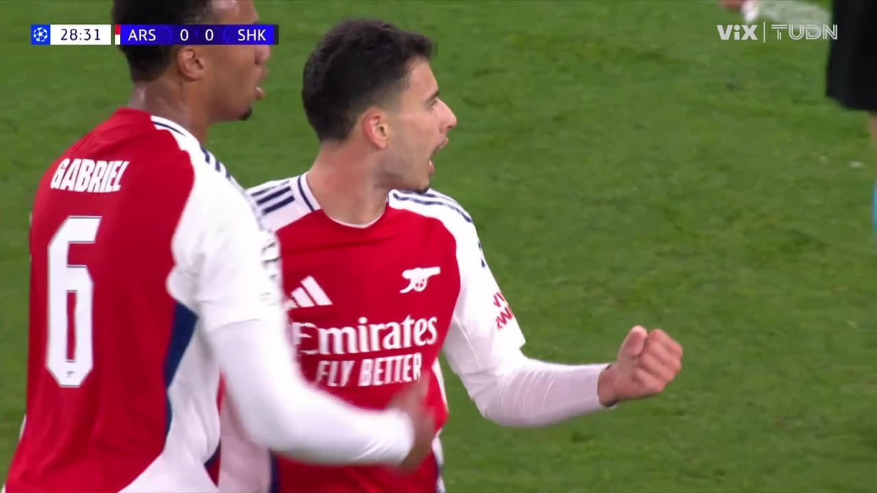 ¡Gol del Arsenal! Jugadón de Martinelli, poste y autogol del Shakhtar
