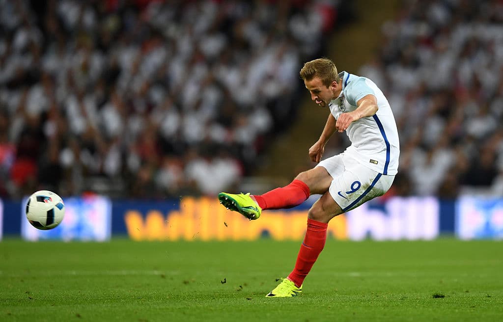 Harry Kane - La figura emergente de Inglaterra tiene 22 años y es delantero del Tottenham Hotspurs. Sus cualidades futbolísticas le han llevado a un ascenso meteórico. La Euro sin lugar a dudas puede ser su mejor vitrina.