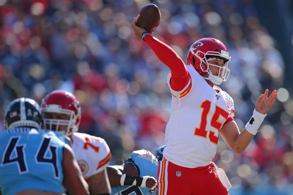 Kansas City 32-35 Tennessee. Los Titans remontan a los Chiefs y consuman la victoria evitando un gol de campo.