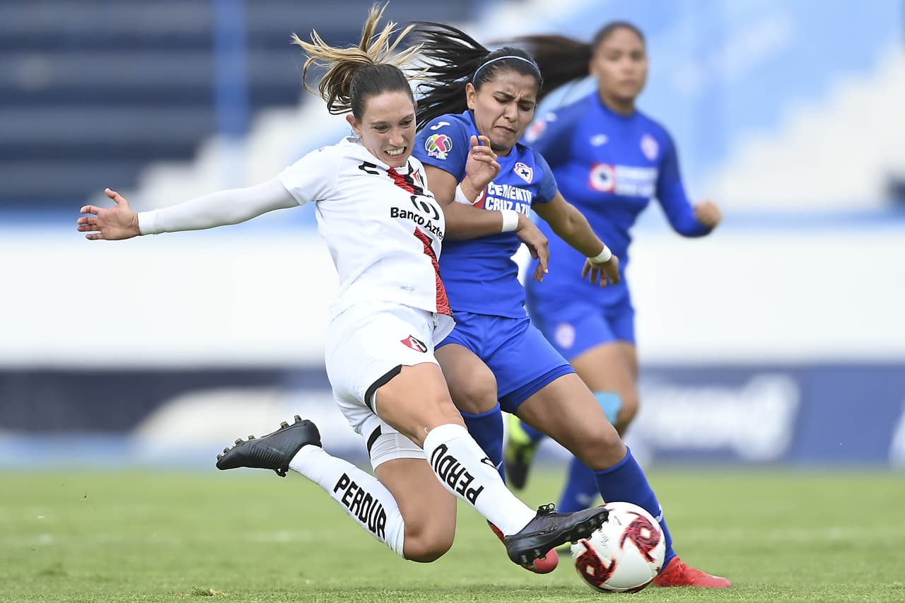 Cruz Azul golea al Atlas 4-1