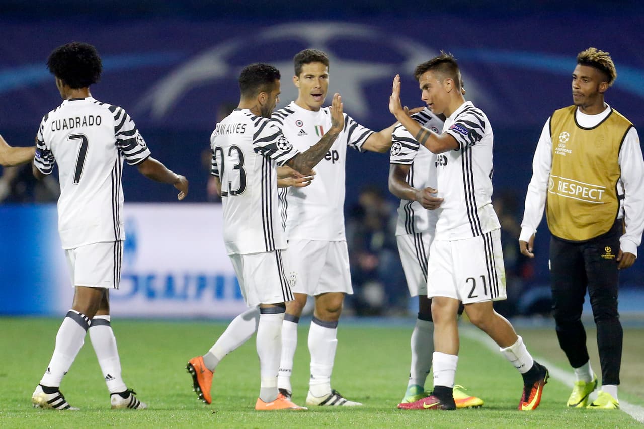El argentino Paulo Dybala (21) y el brasileño Dani Alves (23) también aportaron en el marcador. El colombiano Juan Guillermo Cuadrado (7) también participó en el choque.