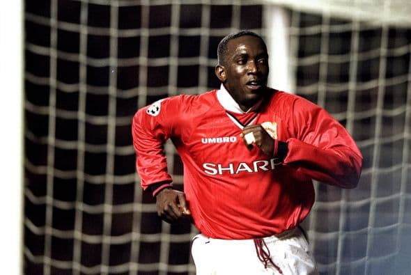 1999: El trinitario Dwight Yorke del Manchester United, junto al emergente ucraniano Andriy Shevchenko del Dínamo Kiev quedaron al frente con ocho goles cada uno.