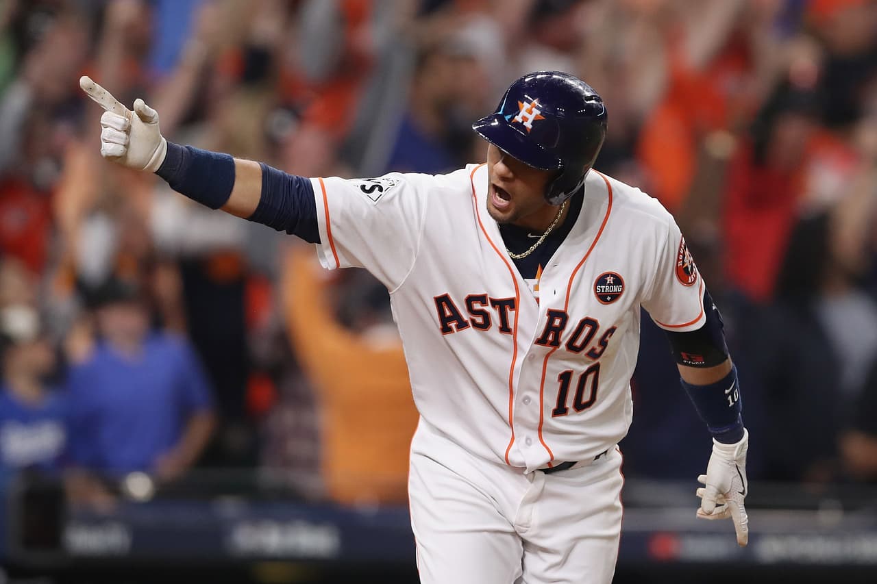 El cubano Yulieski Gourriel, segunda y tercera base diestro de 33 años.