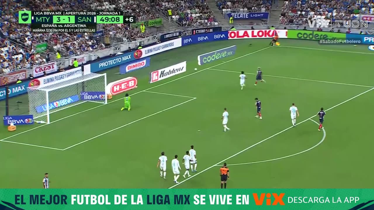 Acevedo otra vez salva su portería y le niega un gol más a Rayados