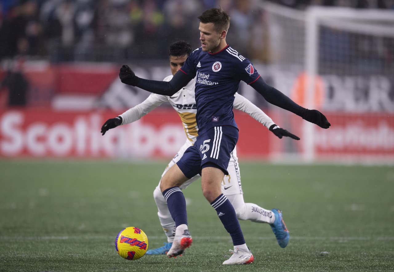 New England Revolution fue muy superior a los Pumas y se impuso gracias a un doblete de Adam Buksa y otro tanto de Sebastian Lletget.