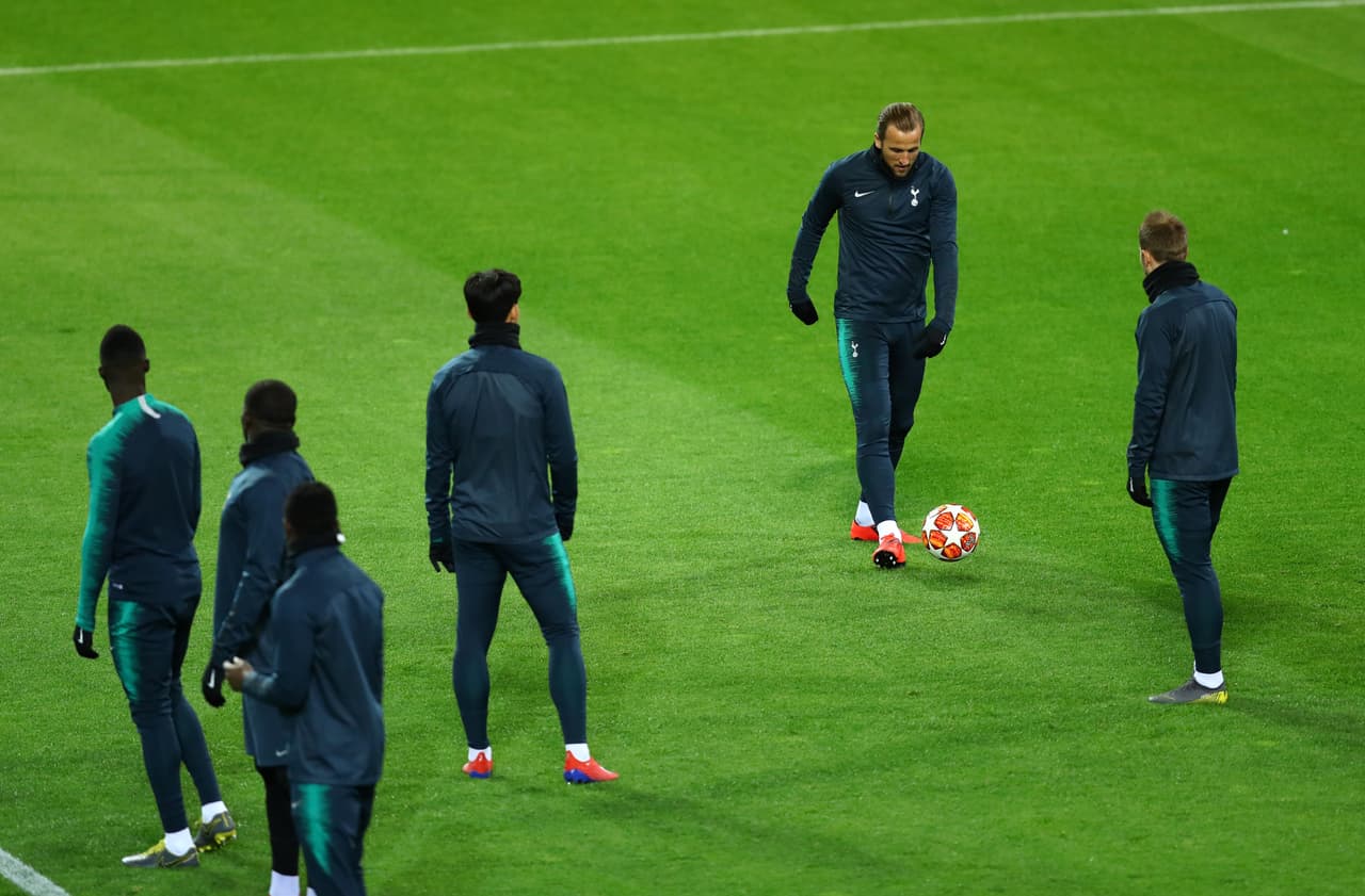 El regreso de Harry Kane con Tottenham fue la novedad en el entrenamiento previo a la visita a Borussia Dortmund para defender en el juego de vuelta la ventaja de 3-0 en los Octavos de Final de la Champions League.