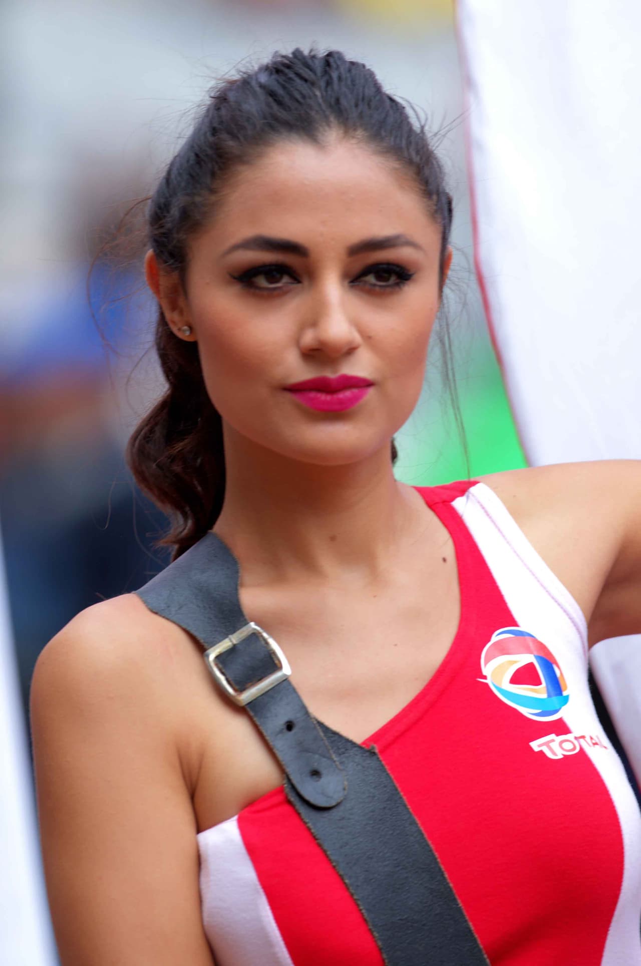 La belleza de las porristas en la fecha 8