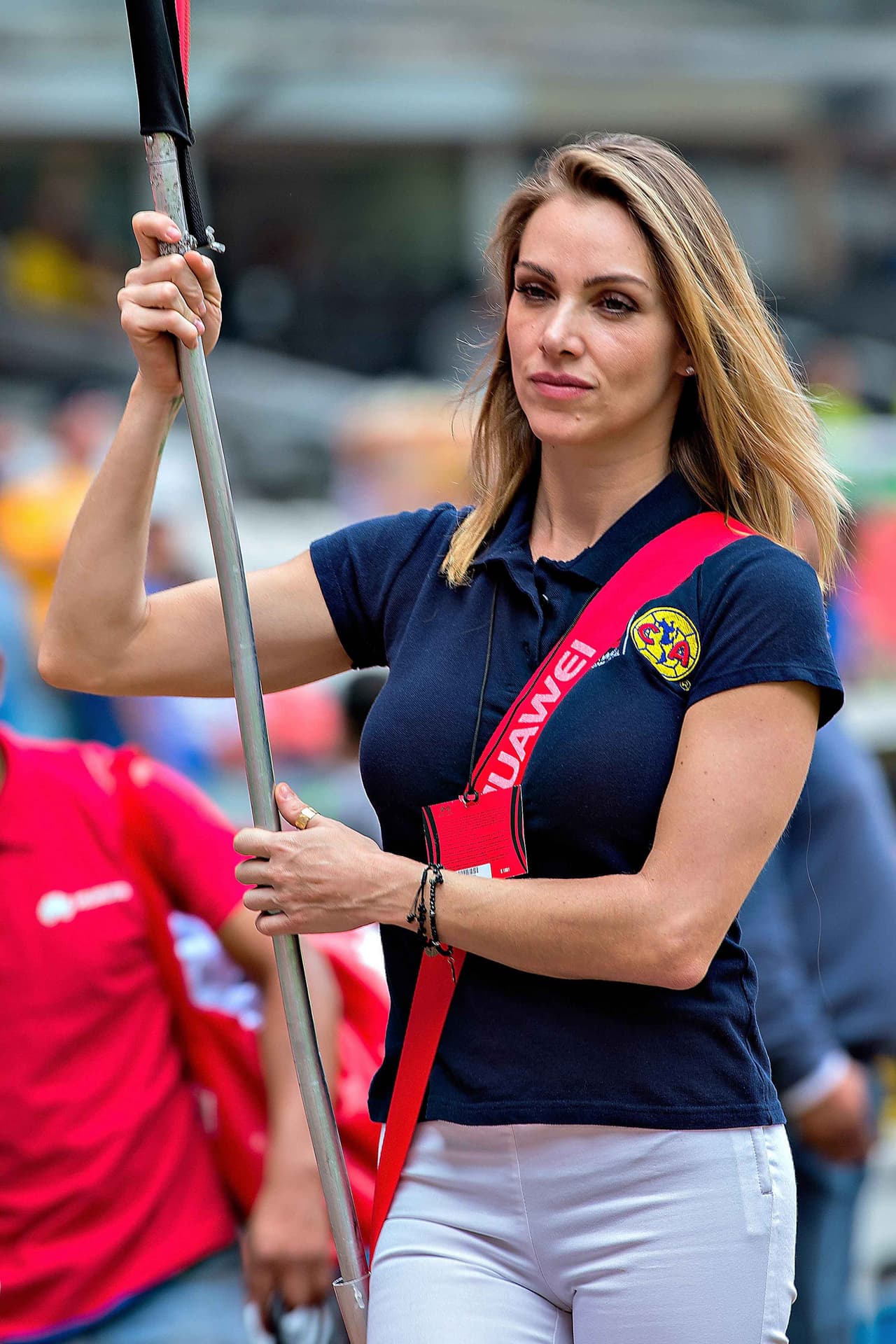 La belleza de las porristas en la fecha 8