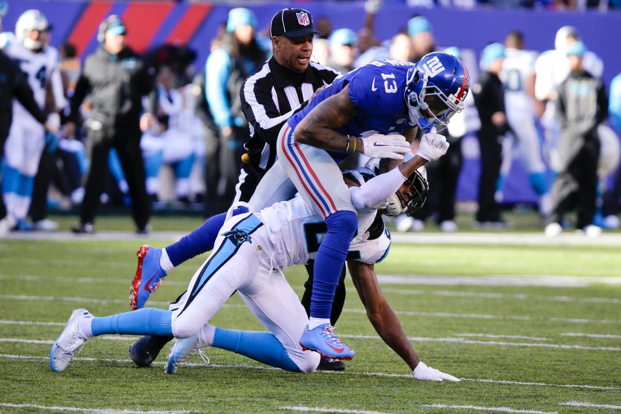 La fea forma en que Odell Beckham Jr. y Josh Norman maltrataron la imagen del futbol americano. Se trata de un deporte que sirve para controlar y conducir la agresividad personal sobre un objetivo noble de competencia para ganar. Violencia regulada por un reglamento, que Beckham y Norman ignoraron para convertir sus diferencias en una pelea callejera.