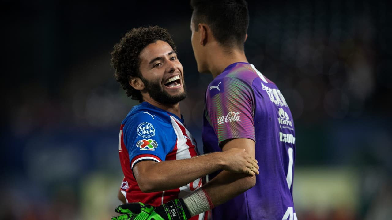 Chivas anuncia dos bajas para el próximo torneo de Liga MX