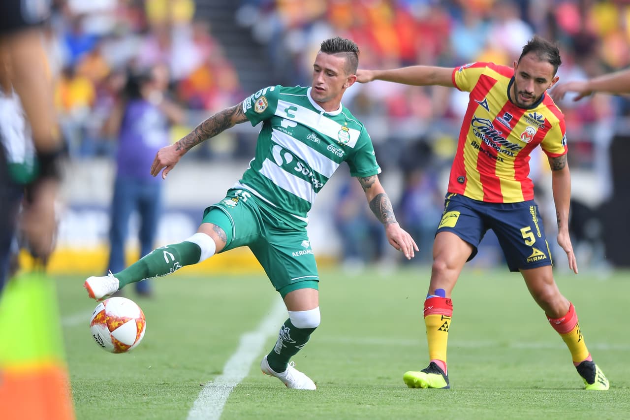 Santos intentó reaccionar pero todo fue en vano, pues los locales entendieron bien cómo llevar el juego ya con el marcador a favor.