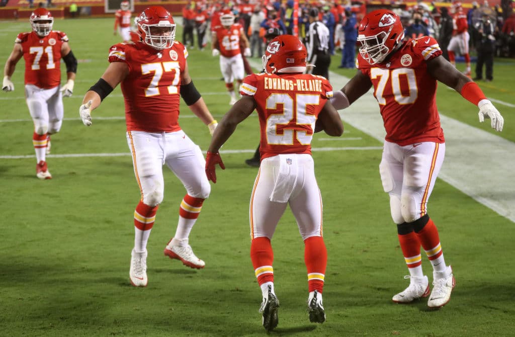 Patrick Mahomes no se conformó con su primer anillo y esta temporada lideró a los Chiefs para convertirlos en el mejor equipo de la NFL con una marca de 14-2.