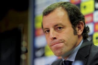 Rosell, presidente del equipo barcelonista, dijo que el equipo está dispuesto a buscar fuera de casa lo que no tenga.