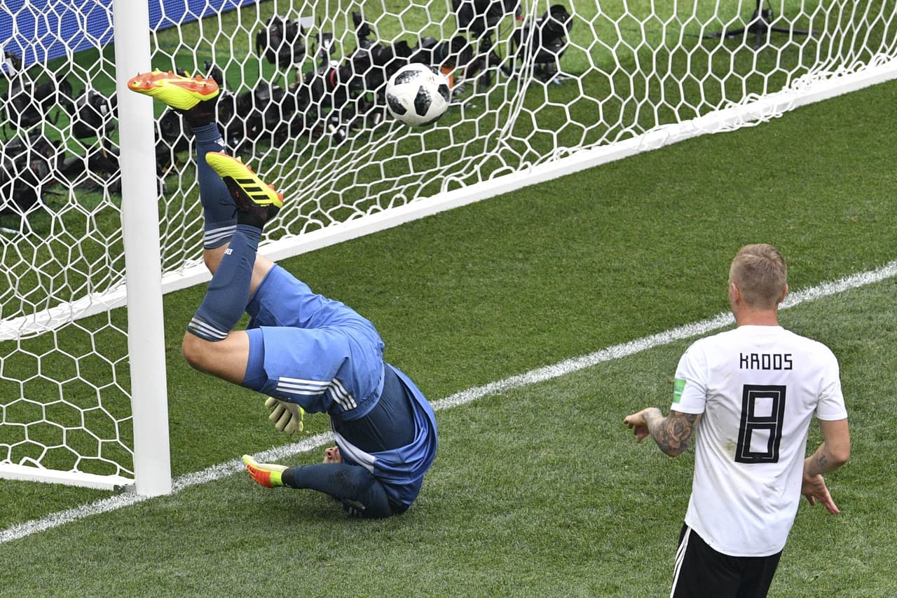 El tropiezo de Alemania, favorito no solo de la zona sino para repetir título como campeón, cambió las previsiones y las obligaciones con miras a la segunda fecha.