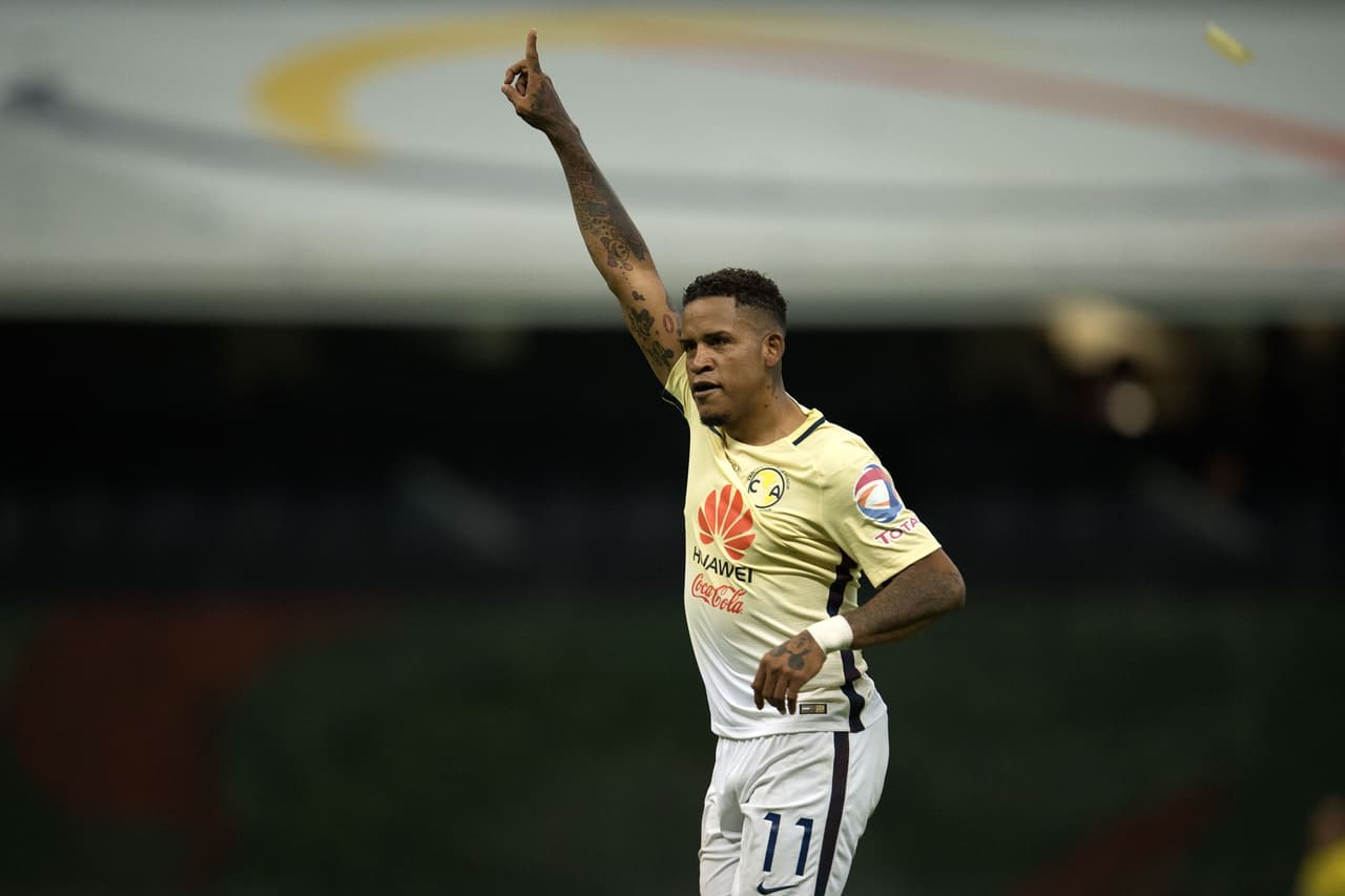 En Coapa no le renovarán el contrato a Michael Arroyo y su agente asegura que las opciones para él traspasan la frontera mexicana. Se habla del Barcelona de Guayaquil y el Gremio de Portoalegre.