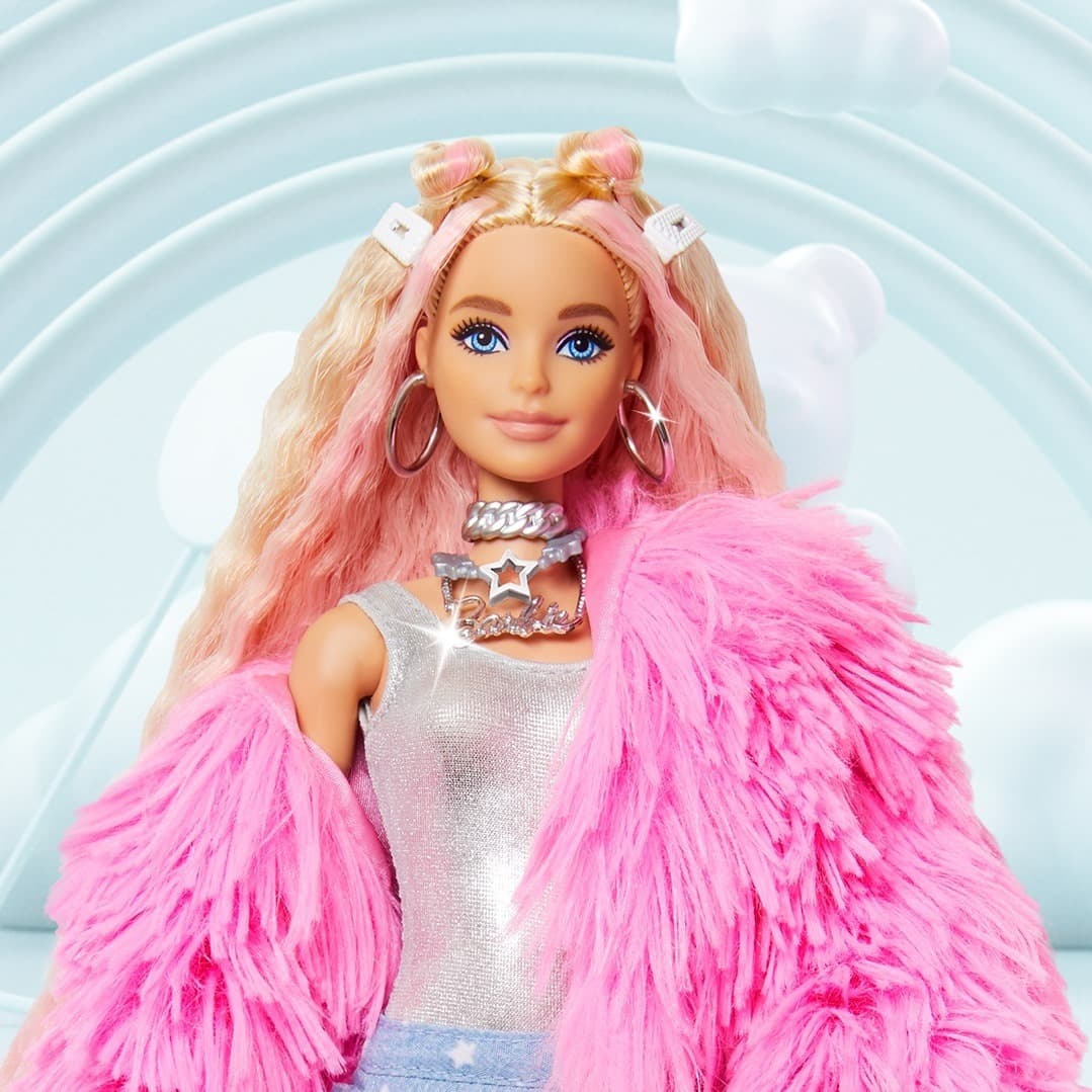 Esta entrega se ha convertido en la muy esperada versión de la pantalla grande de la icónica historia de la muñeca Mattel.