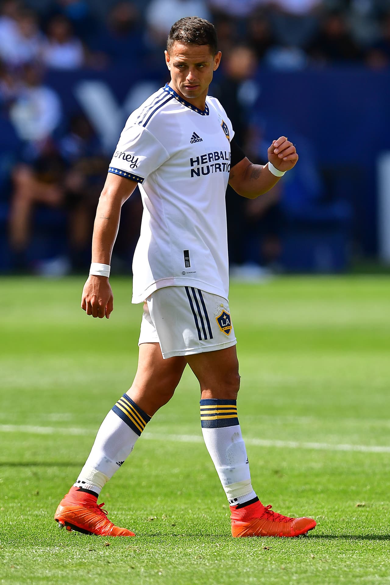 Javier Hernández quedó frustrado con el marcador final.
<br>