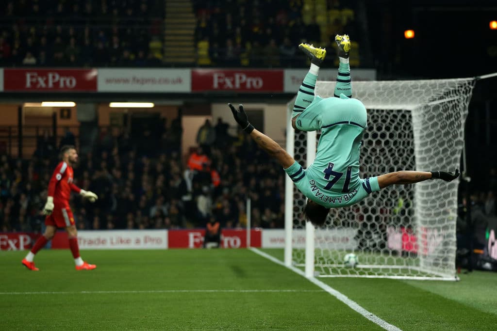 La cereza en el pastel del gol del nacido en Gabón: la cabriola para enmarcar la celebración.