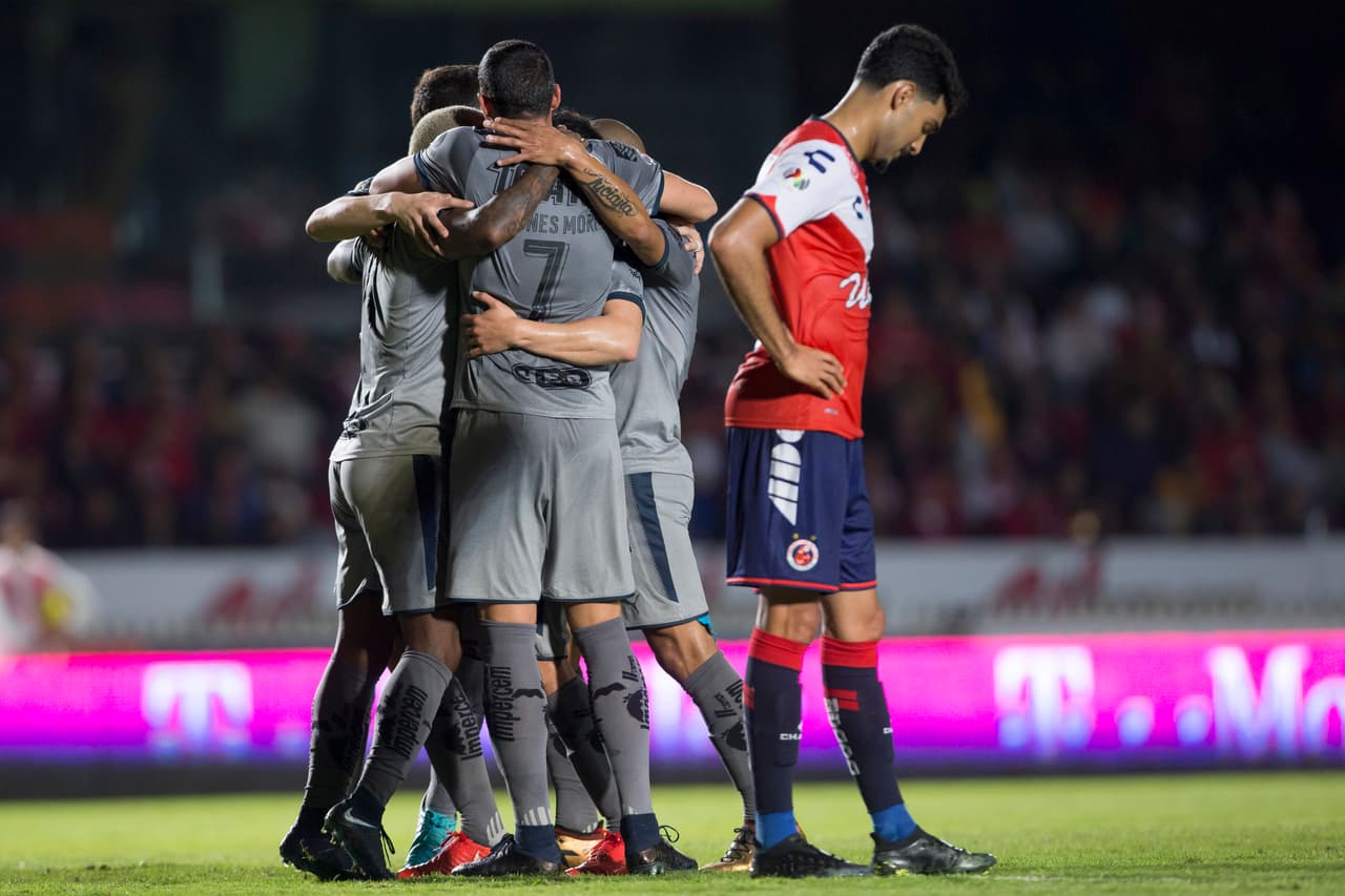 La anotación cayó con un disparo desde fuera del área que se coló pegado a la base del poste derecho.