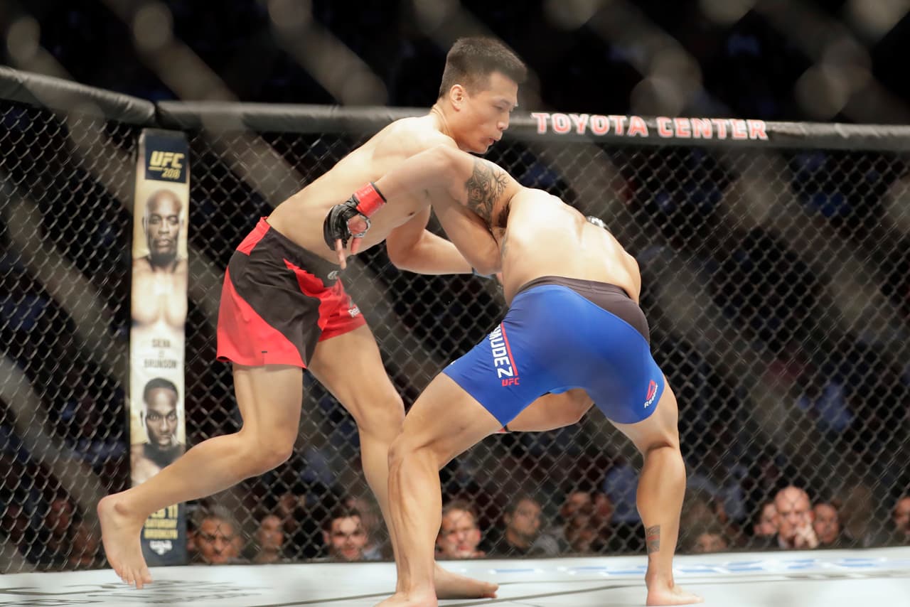 El 'Zombie Coreano' reapareció con triunfo tras tres años de ausencia y la mexicana Alexa Grasso perdió por primera ocasión en la UFC.