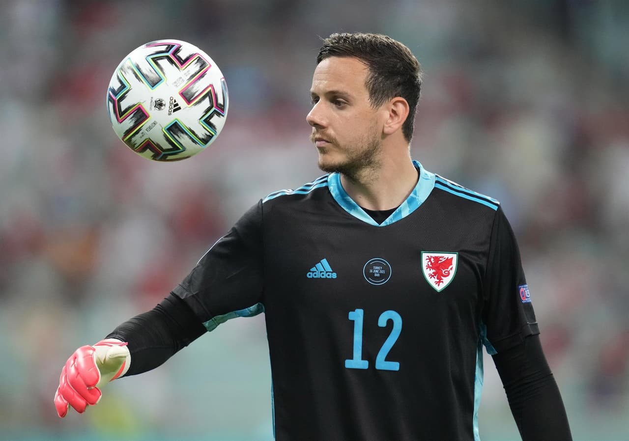 Gales logra derrotar 2-0 a Turquía en su partido inaugural del Grupo A en la Euro 2020. Con goles de Aaron Ramsey y Connor Roberts, los 'Dragones' suman sus tres primeros puntos en la tabla. Gareth bale hizo doble asistencia pero falla penalti.