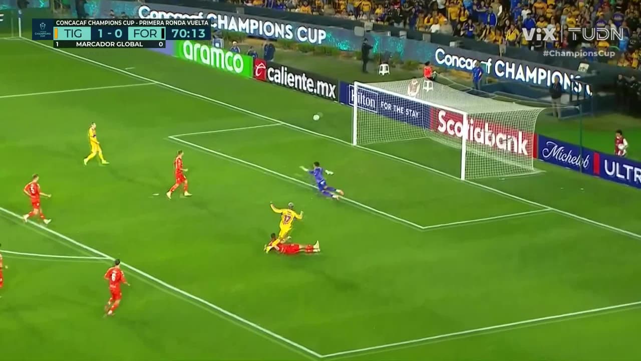 Golazo y doblete del Búfalo Aguirre para el segundo de Tigres en Champions Cup