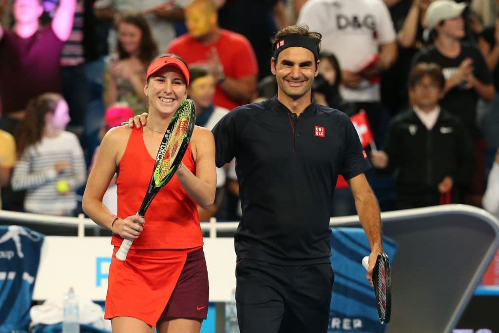 Al final, los suizos Belinda Bencic (izquierda) y Roger Federer (derecha) ganaron por 4-2, 4-3 (5/3).