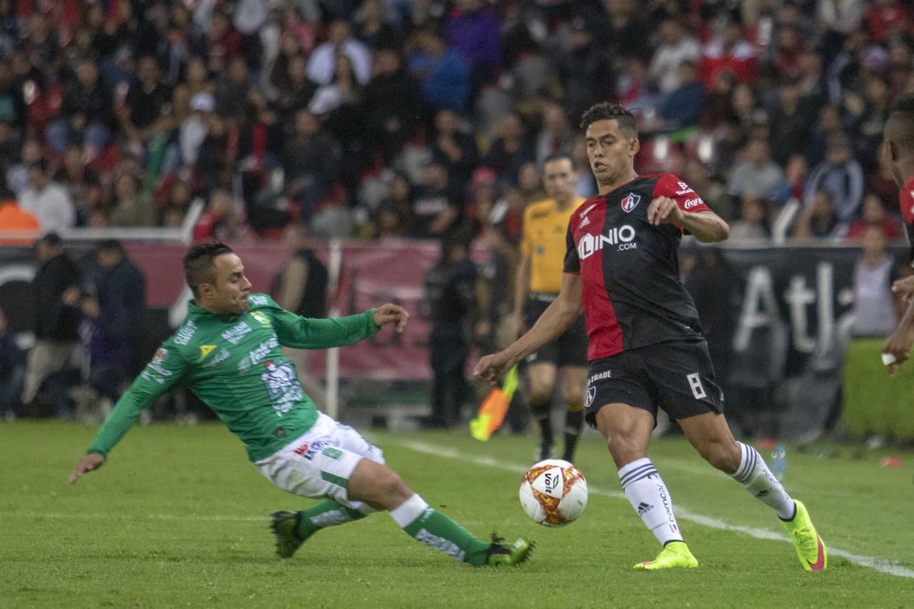 <b>Lo peor: </b>En el Jalisco, Atlas y León brindaron un 0-0 para el olvido, demostrando porque están eliminados ya del torneo.