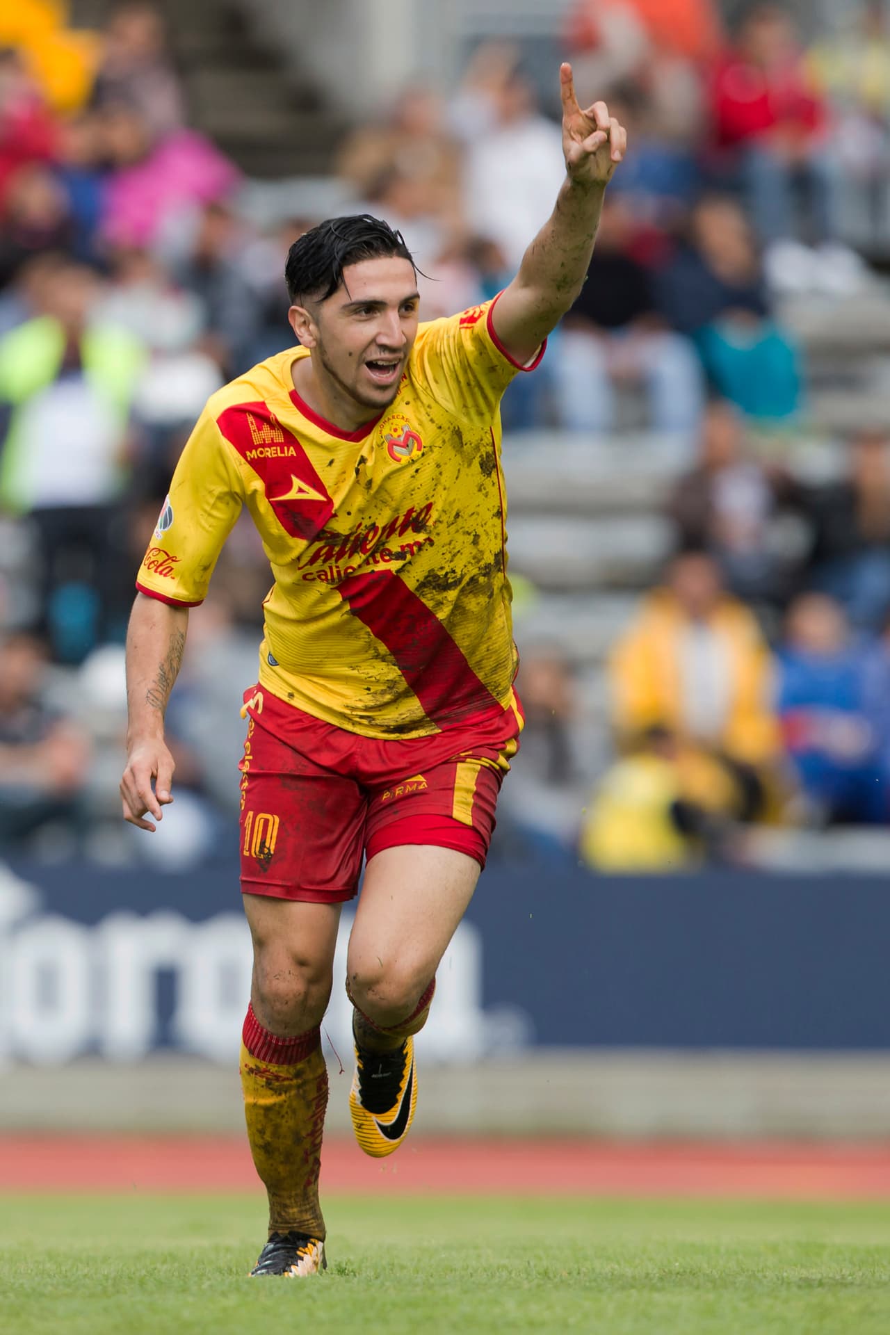 24 Diego Valdés: Morelia - 37 puntos