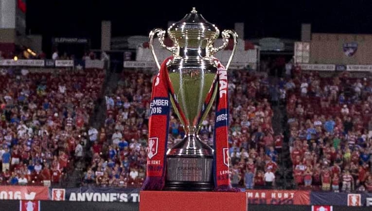 El trofeo de la Copa Abierta de Estados Unidos.