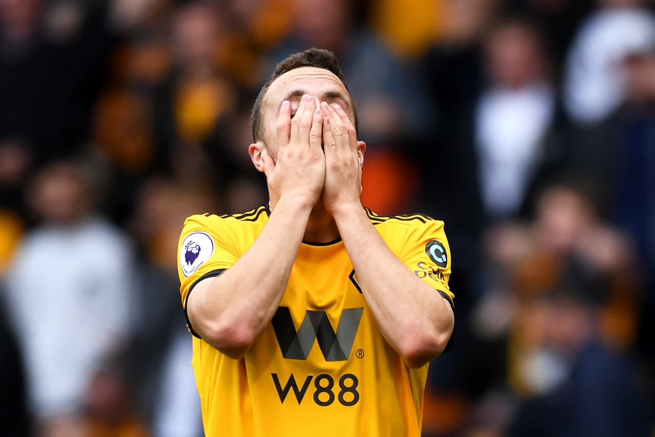 La frustración para los locales duró buena parte del partido por la ausencia del gol que los pusiera a celebrar.