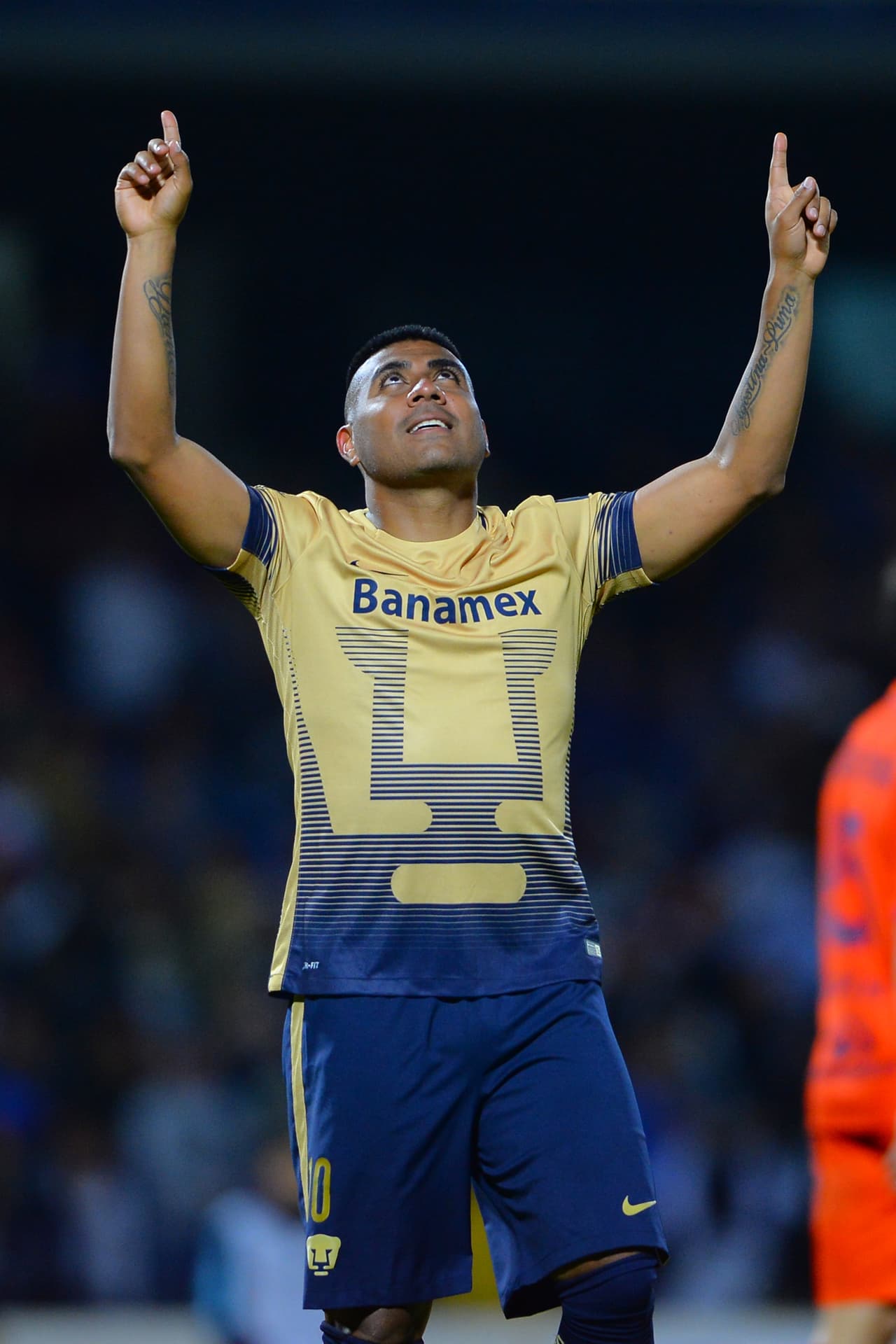 Emmanuel Ludueña, Pumas.- El mediocampista argentino naturalizado mexicano anotó el segundo gola favor del conjunto universitario, sumando 12 puntos en la fecha 11 en el UD Fantasy. El valor de Ludueña subió a $7.3 millones.