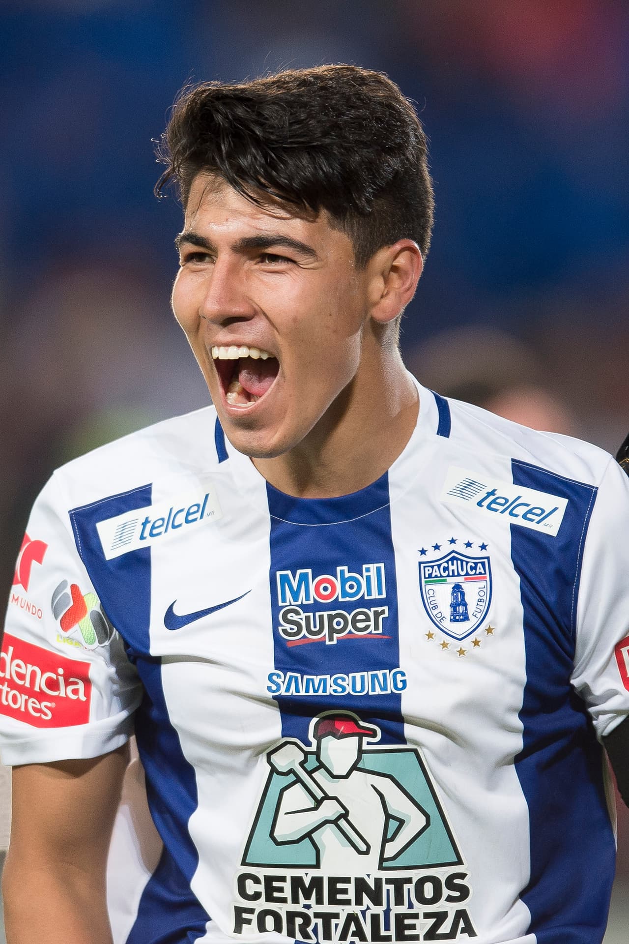Erick Gutiérrez, Pachuca.- El equipo de los Tuzos aplastó al Veracruz en el estadio Hidalgo, y Erick fue uno de los jugadores que colaboró con un gol de los 6 que le anotarón a los jarochos. El mediocampista sumó 11 puntos en la fecha 11 y su valor en el UD Fantasy es de $5.6 millones.