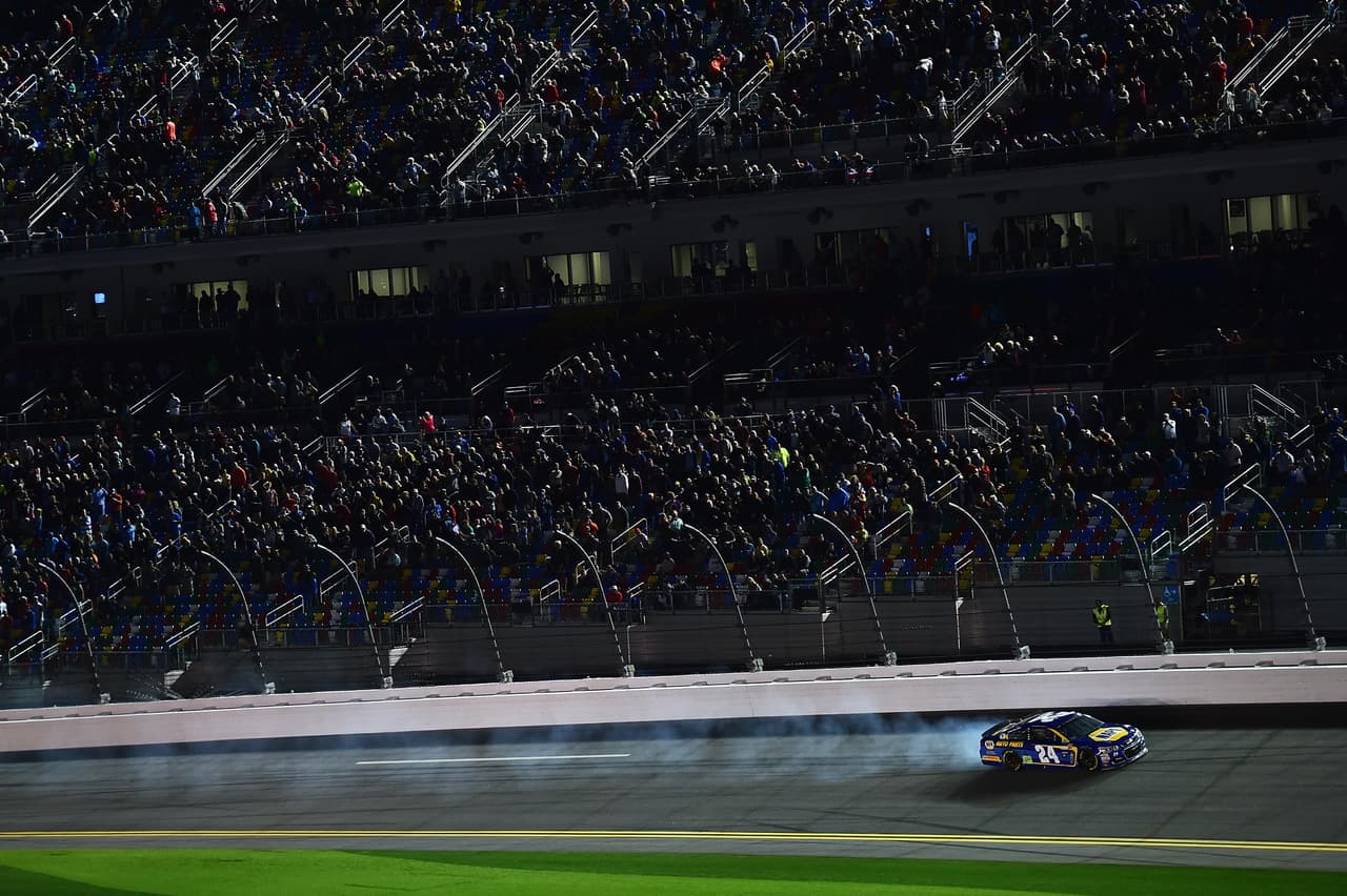 El público respondió a pesar de que esta jornada, la segunda de Nascar en 2017, se viviera entre semana.