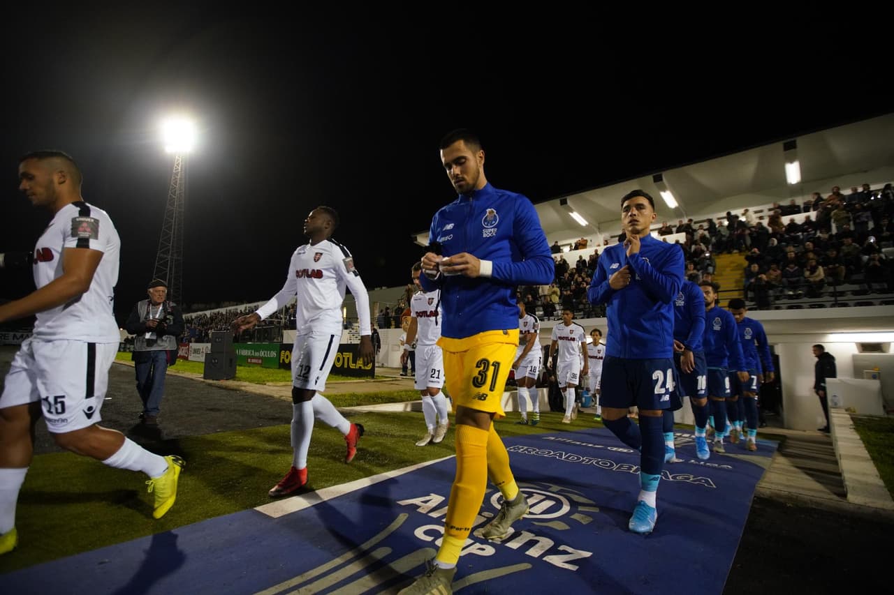 Renzo Saravia (50’), Luis Fernando Díaz (68’) y Tiquinho Soares (72’) marcaron para los Dragones.