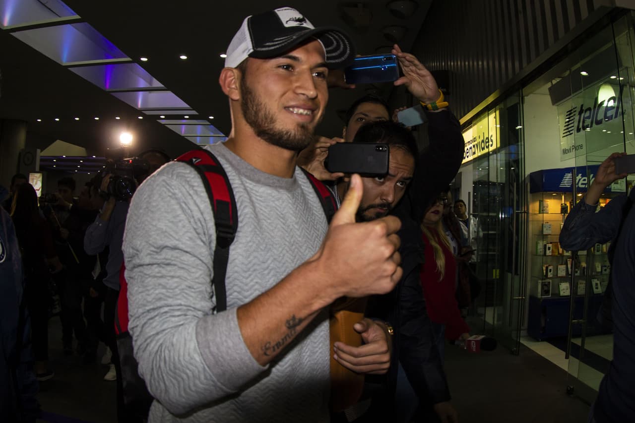 El buen rendimiento del defensa paraguayo en su último año lo puso en la mira del fútbol mexicano y fue Cruz Azul el que aprovechó la oportunidad para ficharlo.