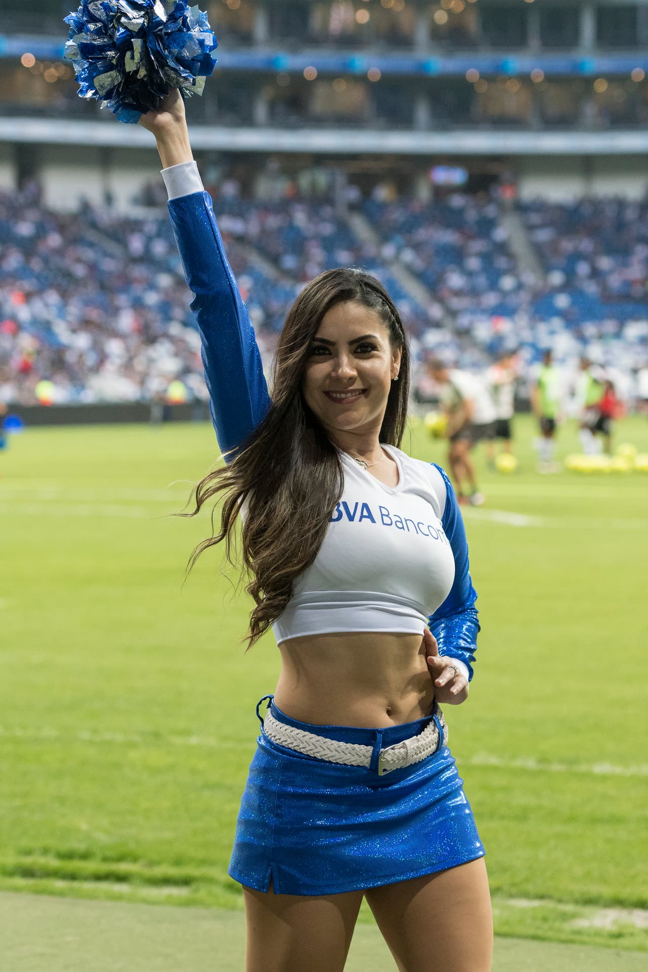 Se juega la jornada 11 del Clausura 2017 y la belleza en los estadios no se hizo esperar.