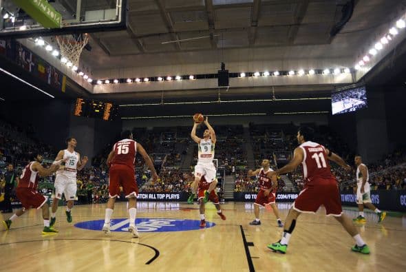 La superioridad física y técnica bajo los aros fue determinante con un Nene Hilario prácticamente campando a sus anchas por la pintura de ambas canastas.