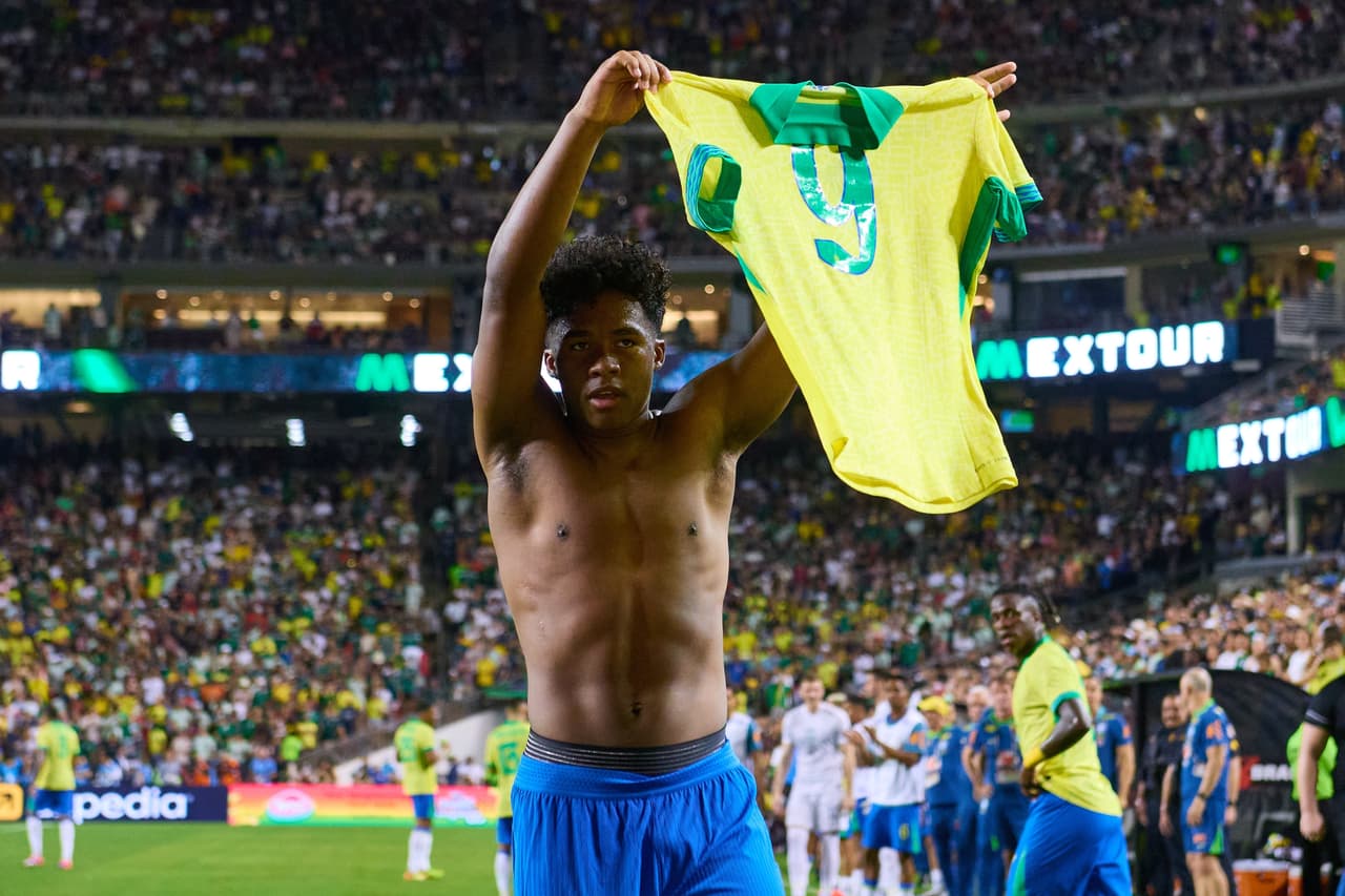 Endrick llama "locos" a quienes lo comparan con Pelé tras anotarle a México