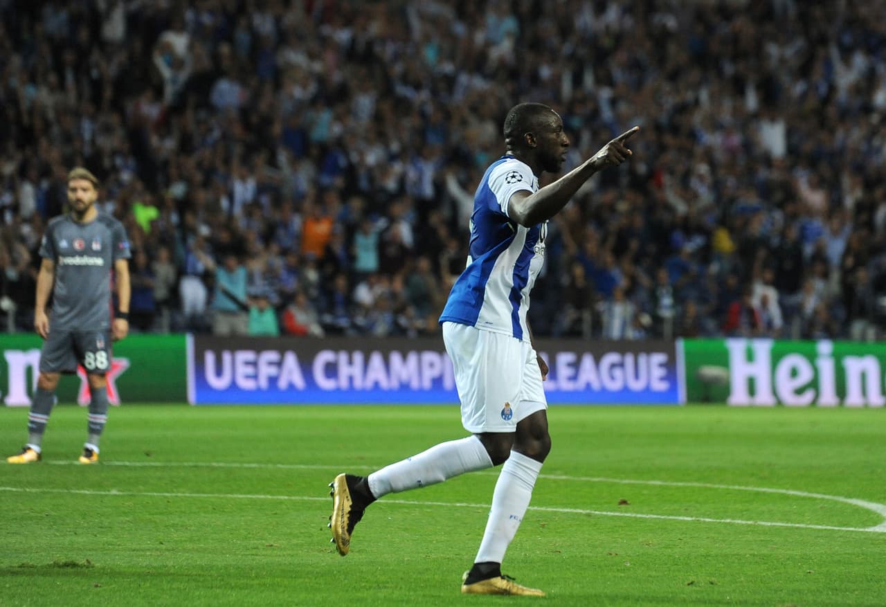 Marega provocó el fallo de Dusko Tosic al minuto 21 y así llegó el autogol de Besiktas para el 1-1 del Porto como local.