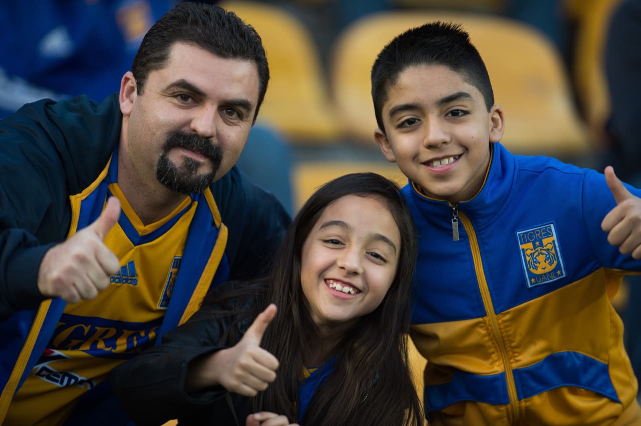 El colorido de la afición en la Jornada 4