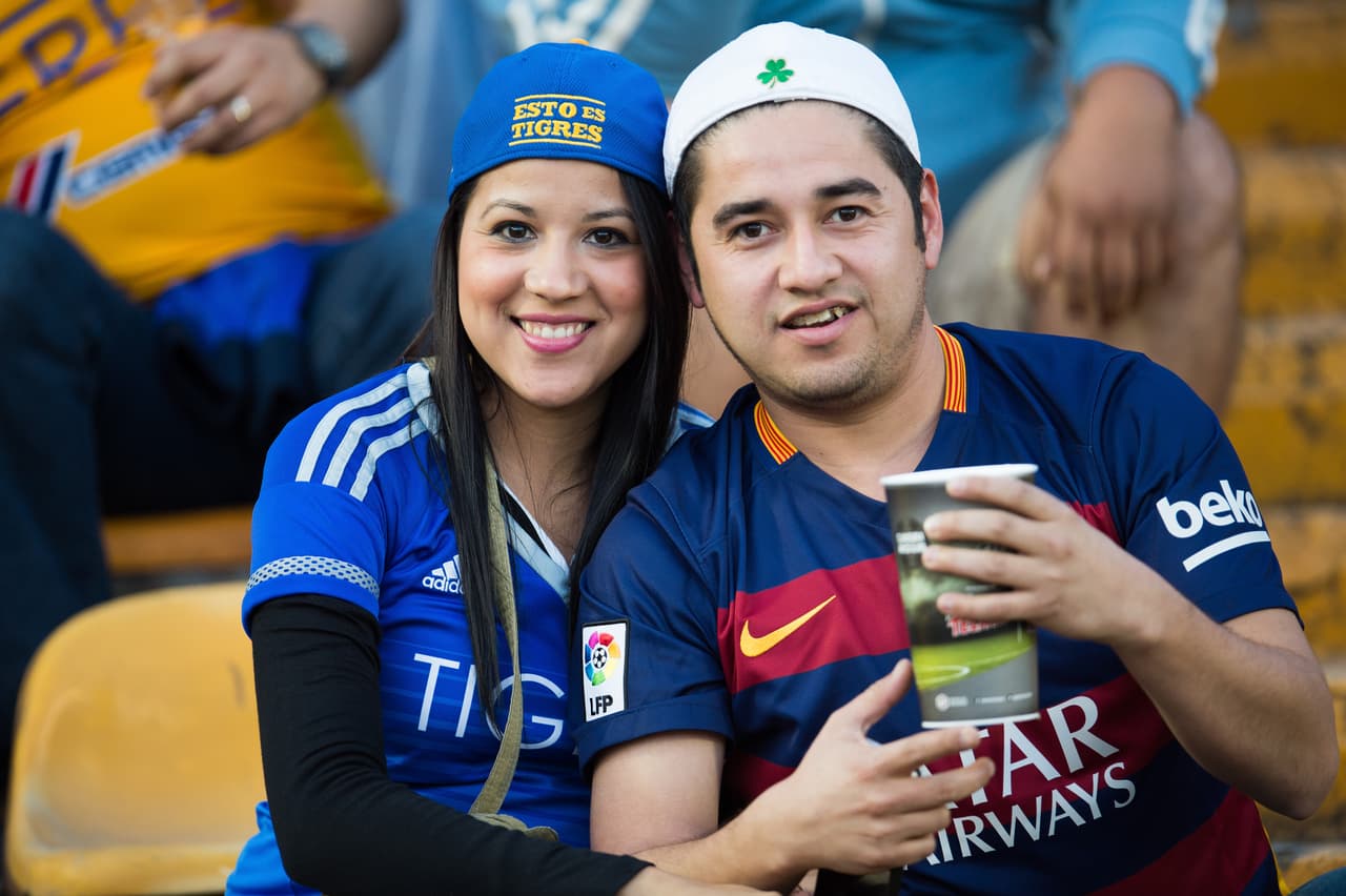 El colorido de la afición en la Jornada 4