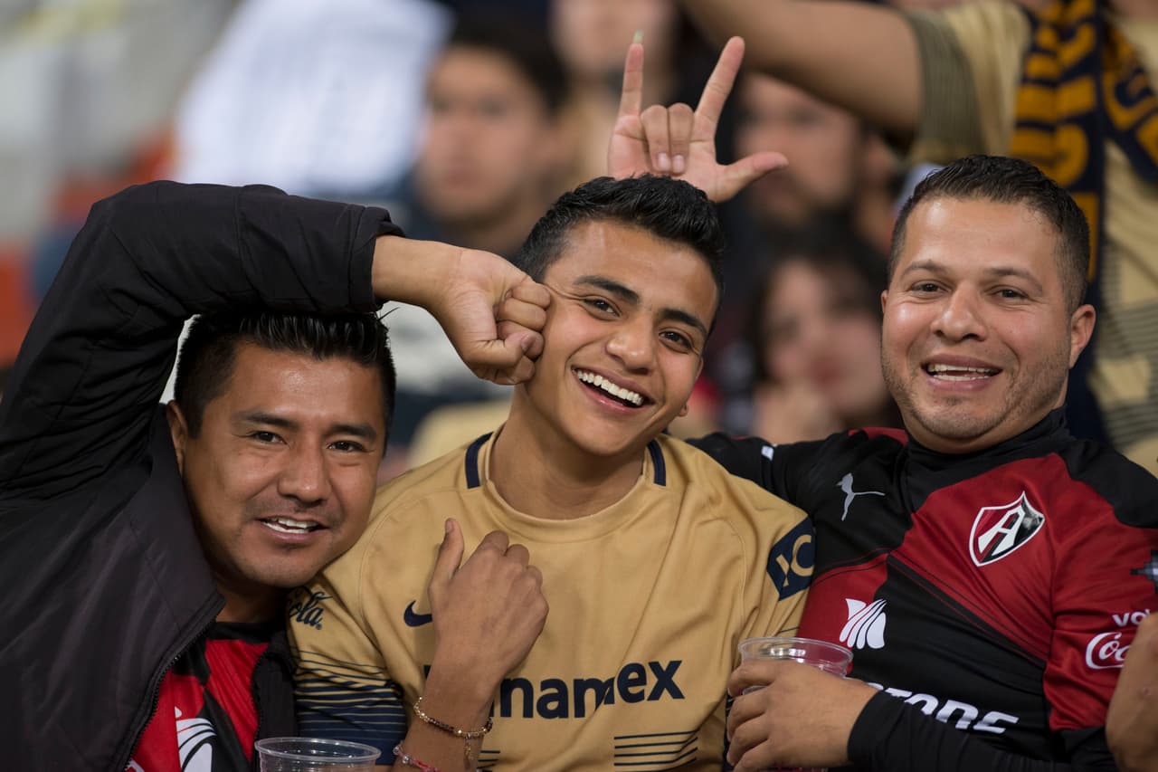 El colorido de la afición en la Jornada 4