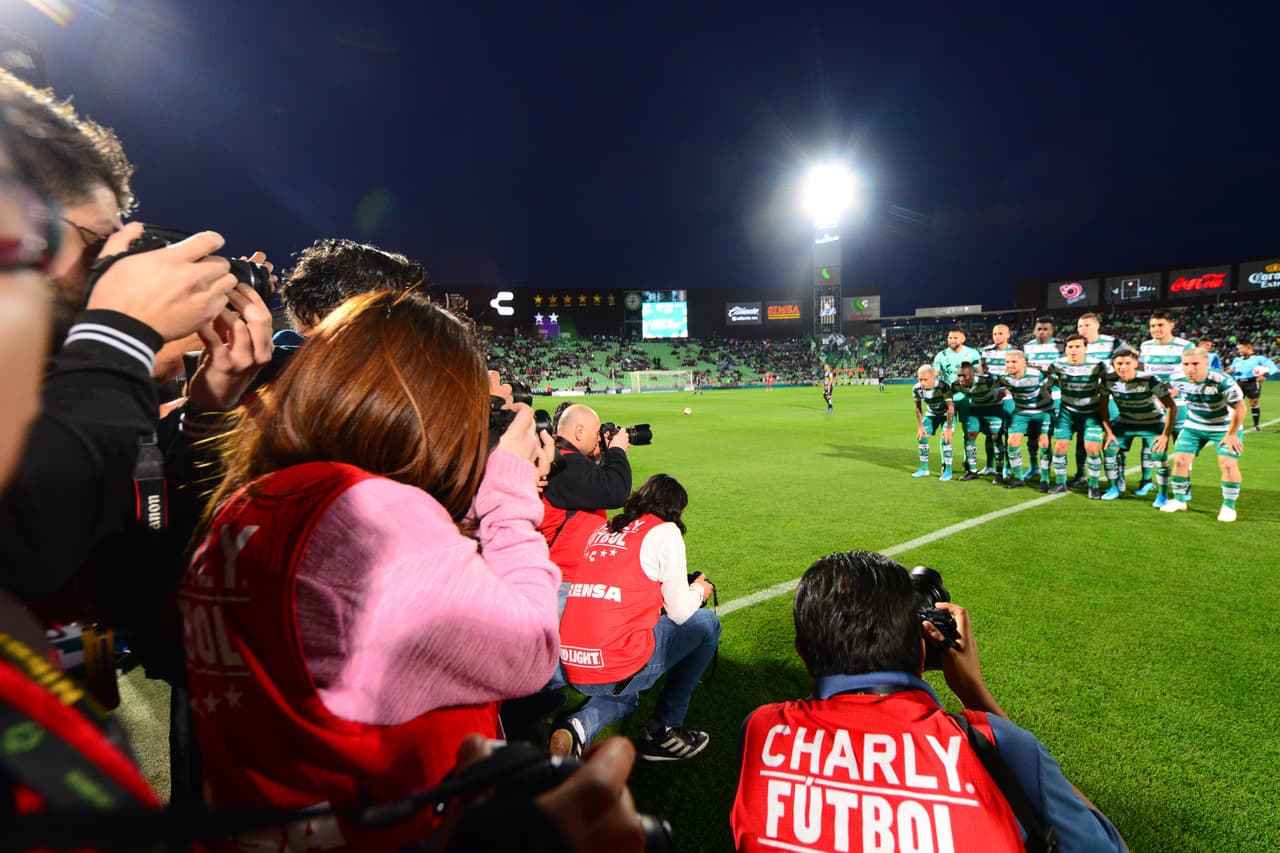 ¡Partidazo en la Comarca Lagunera! Santos vence al León 3-2 con autoridad y dos goles de penal.